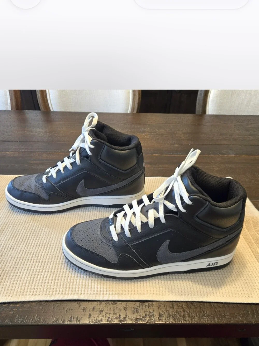 Nike Men’s Black High-Top Sneakers, Size 11